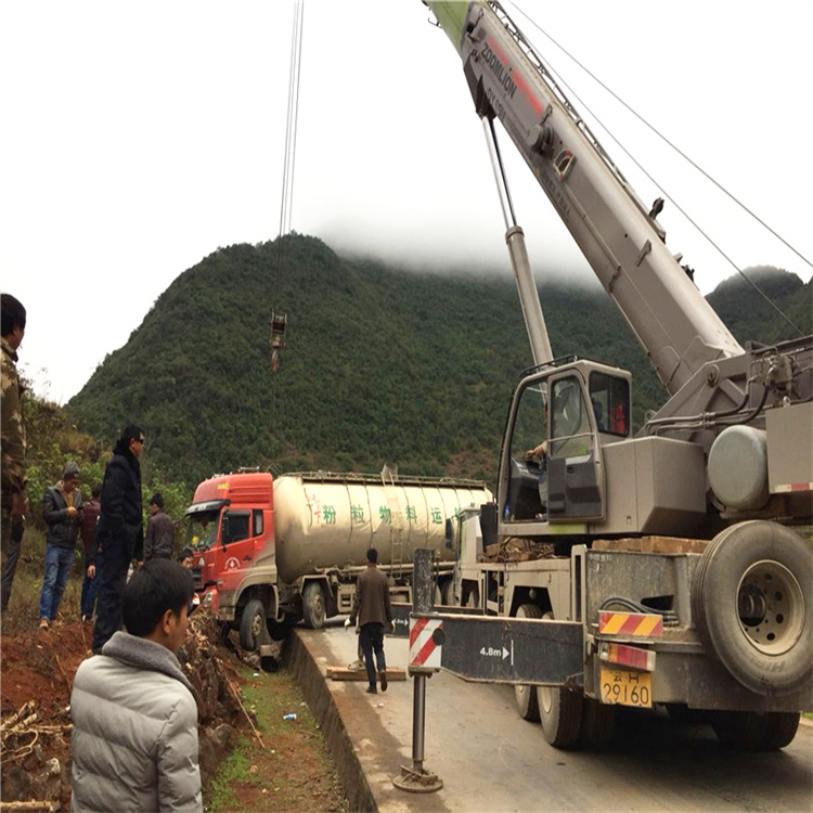 襄城吊车道路救援24小时